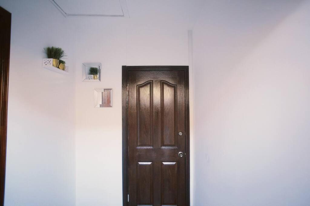 Casa Macfarland Boutique Apartment เอนเซนาดา ภายนอก รูปภาพ