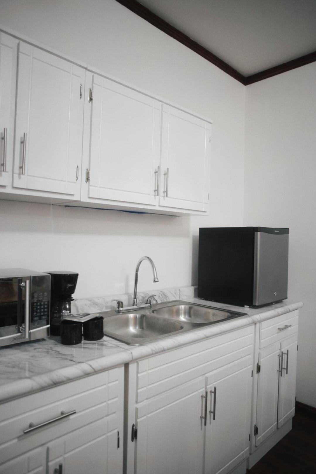 Casa Macfarland Boutique Apartment เอนเซนาดา ภายนอก รูปภาพ